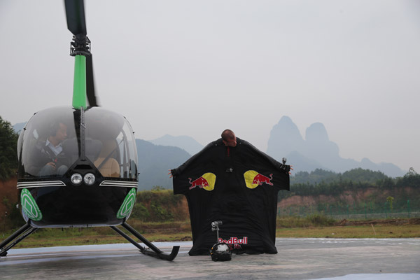 American batman soars through Chinese mountain