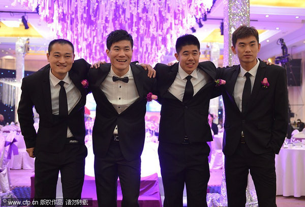 Star hurdler Shi Dongpeng ties the knot