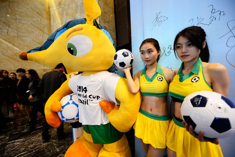 World Cup mascot makes China debut