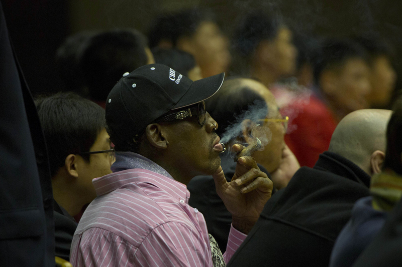 Rodman trains basketball players in DPRK