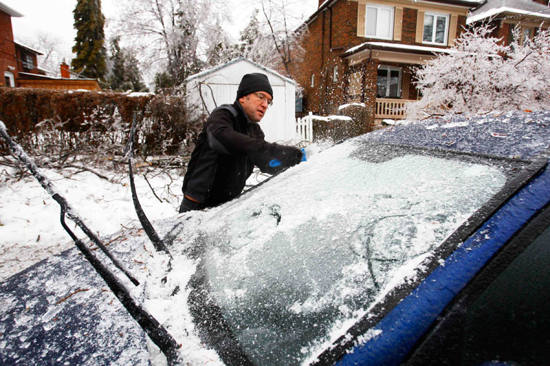 Ice storm hits Toronto