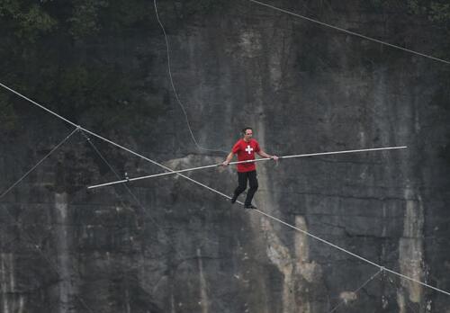 Swiss man wins Running Wireman challenge