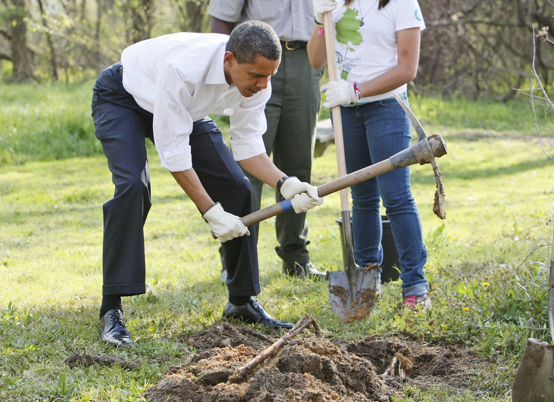 World leaders plant for the future