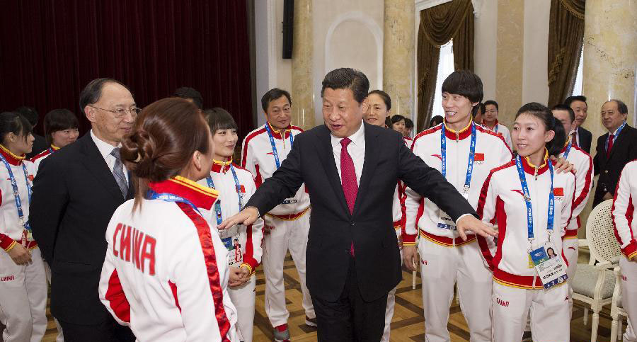 President Xi meets Chinese athletes in Sochi