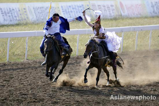 'Girl chasing' turns to culture show at Ethnic Games