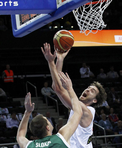 Macedonia, Spain through to Eurobasket semis