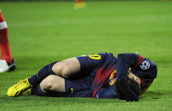 Barca confirm Messi only has bruised left knee