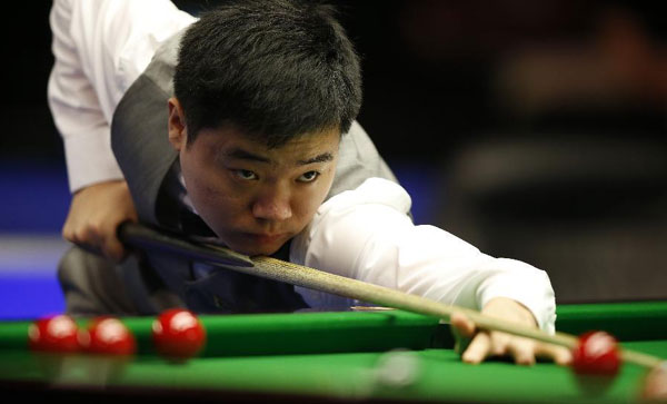 China's Ding reaches 2nd round at UK Championship