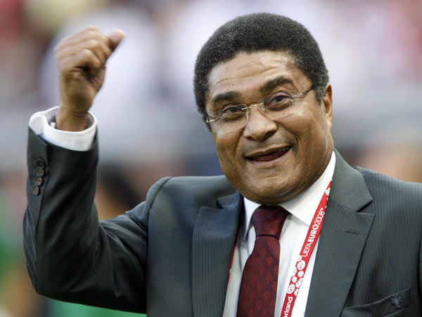 Eusebio, Portugal's beloved soccer giant, dies at 71