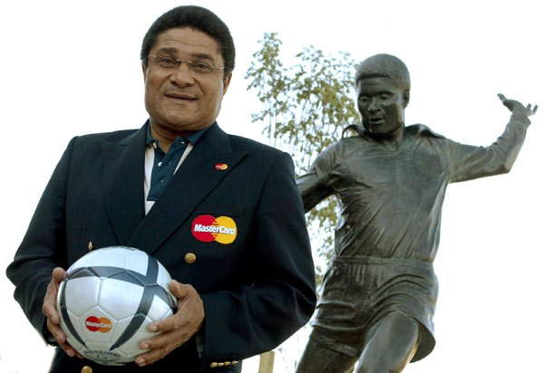 Eusebio, Portugal's beloved soccer giant, dies at 71