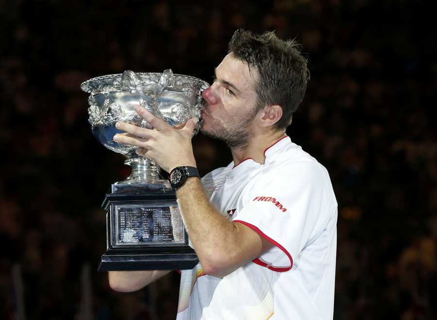 Wawrinka beats injured Nadal to win Australian Open