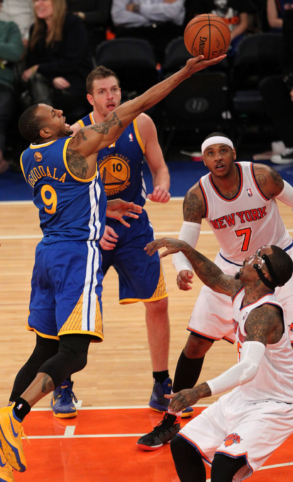 Stephen leads Warriors past knicks 126-103