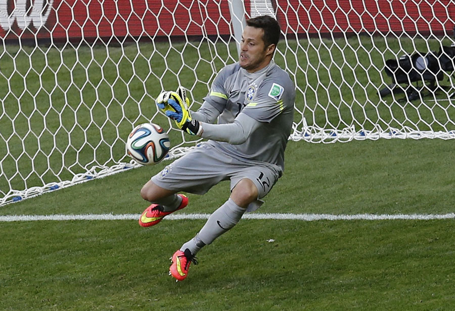 Cesar holds firm as Brazil sink Chile on penalties