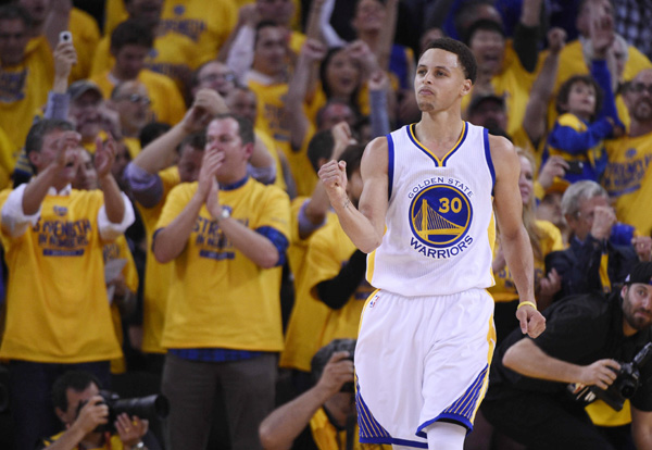 Curry sparks Warriors to Game One victory over Houston