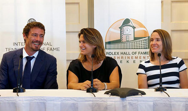 Safin, Henin inducted into Hall of Fame