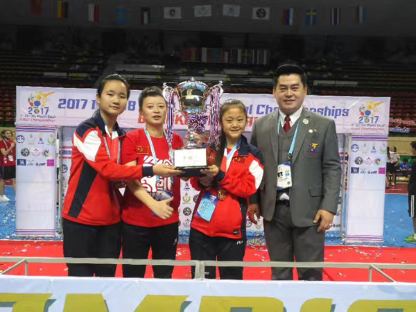 Two Chongqing girls win U18 deaf football championship