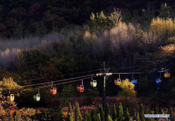 Gorgeous autumn scenery of Shaolin Temple