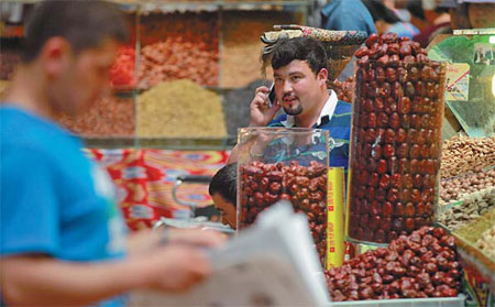 Tourists say they aren't afraid to travel in Xinjiang