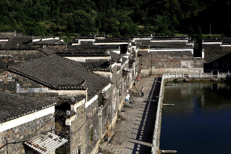 Heshe ancient village beside Poyang Lake