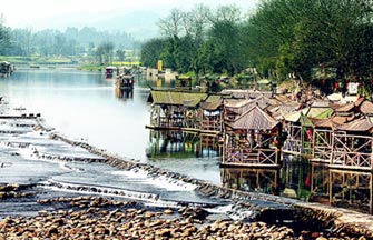 Beautiful scenery of Wuyuan in early winter