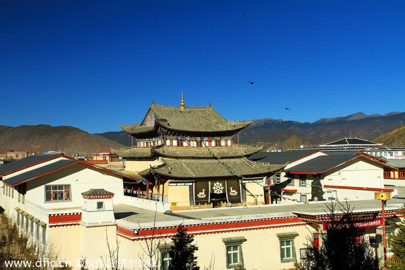 Dukezong Ancient Town begins recovery