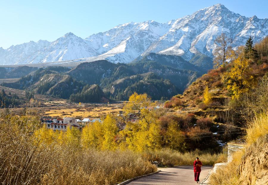 Autumn scenery in Qilian Mountains