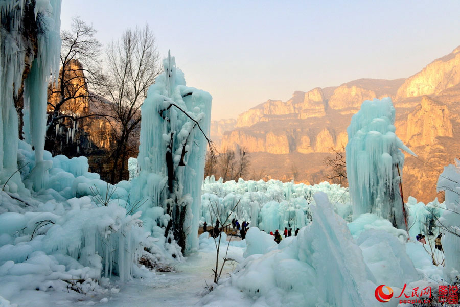 Dreamlike scenery of Huhushui waterfall