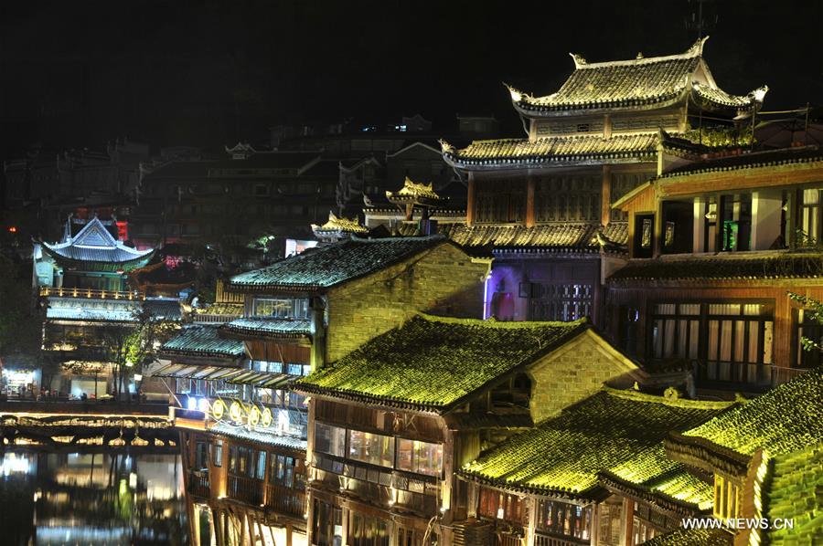 Night view of Fenghuang ancient town in China's Hunan