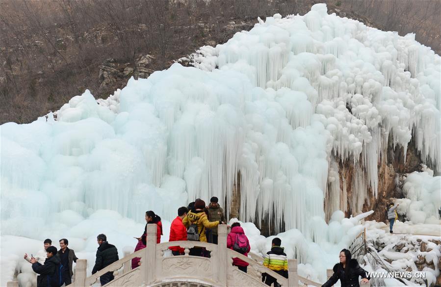 Frozen waterfall: magic from nature