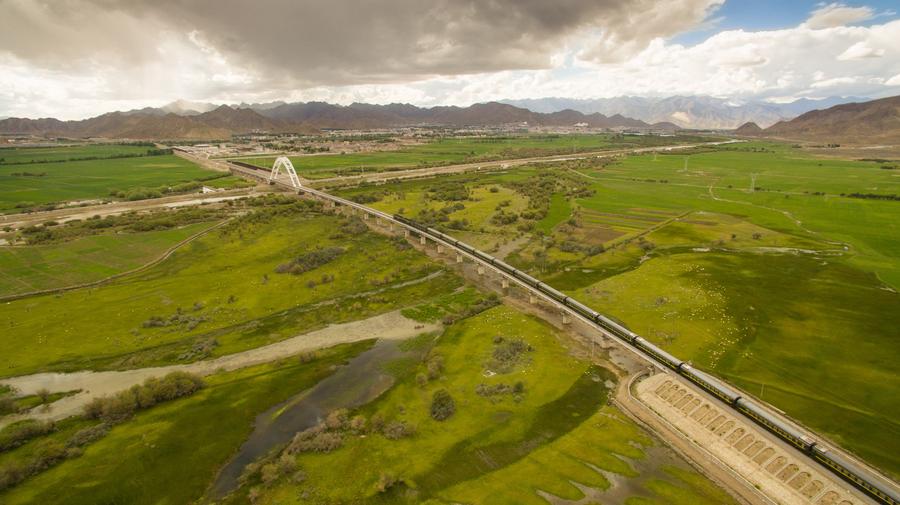 Qinghai-Tibet Railway, world's highest and longest plateau railroad