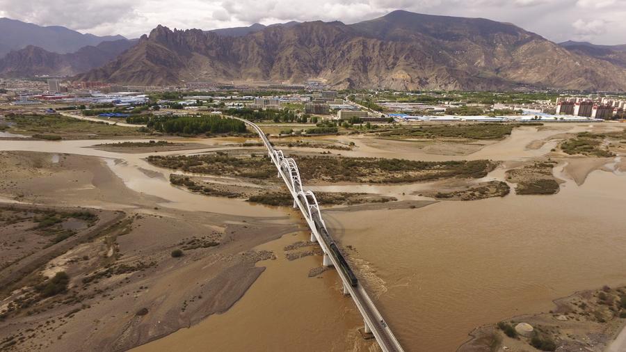 Qinghai-Tibet Railway, world's highest and longest plateau railroad