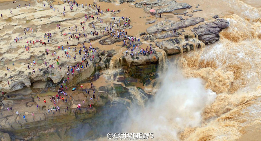 Magnificent view of Hukou Waterfall