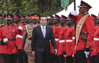 Chinese premier vows to combat poaching, ivory smuggling