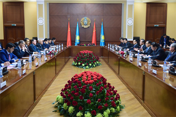 Premier Li attends China-Kazakhstan prime ministers’ meeting