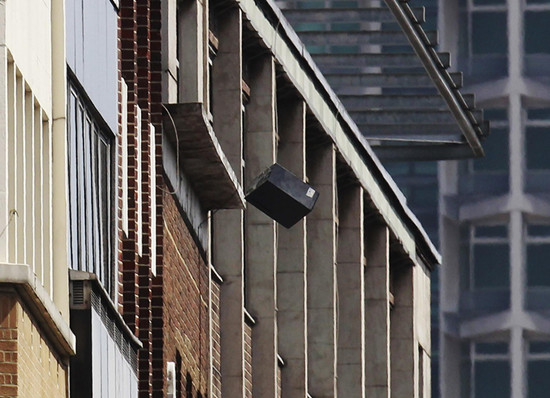 Man seizing building in London arrested