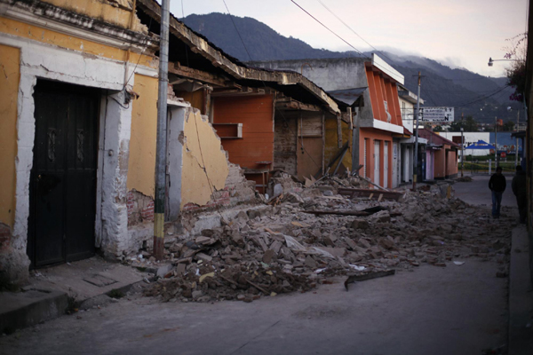 Death toll in Guatemalan quake rises to 52