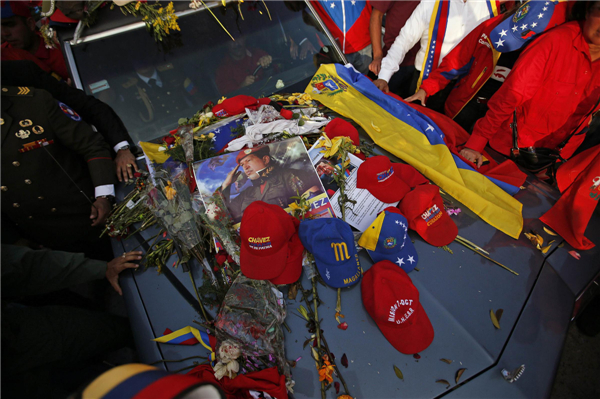 Venezuela mourns Chavez