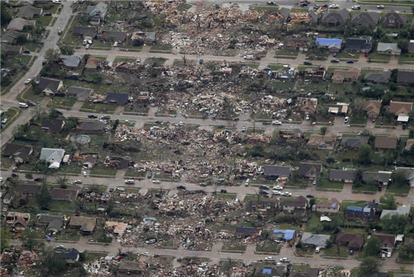 Oklahoma tornado wreaks havoc in US