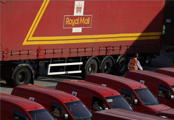 Postal workers to get shares in private Royal Mail