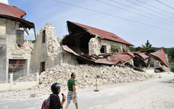 Death toll of Philippine quake rises to 144