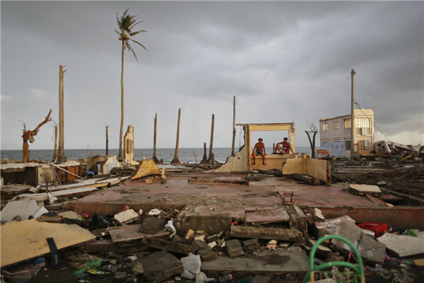 ICRC helps bereaved families in Philippines