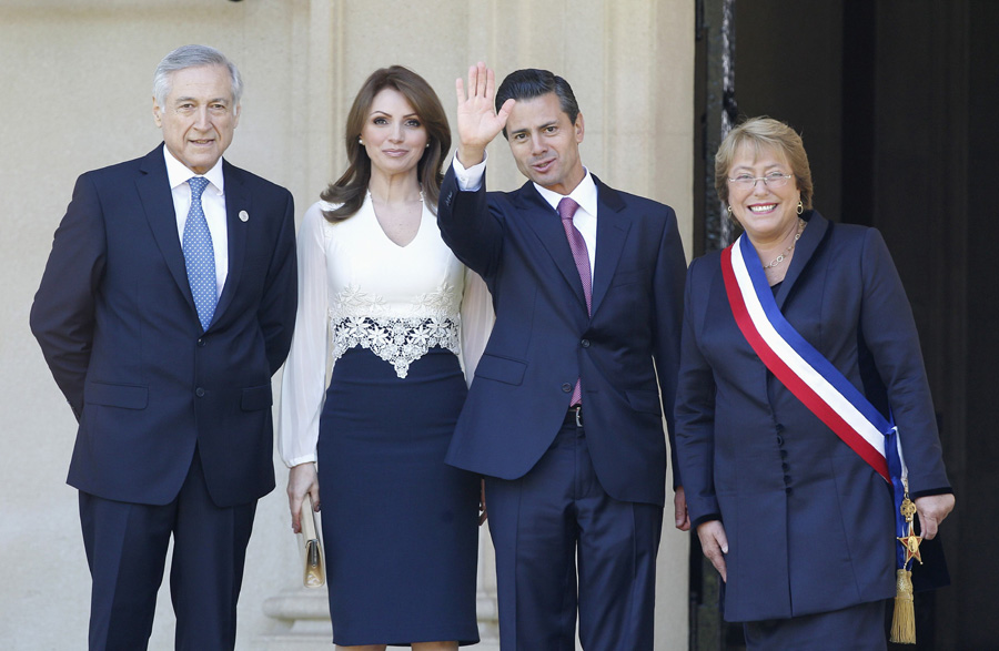 Michelle Bachelet sworn in as Chile's president