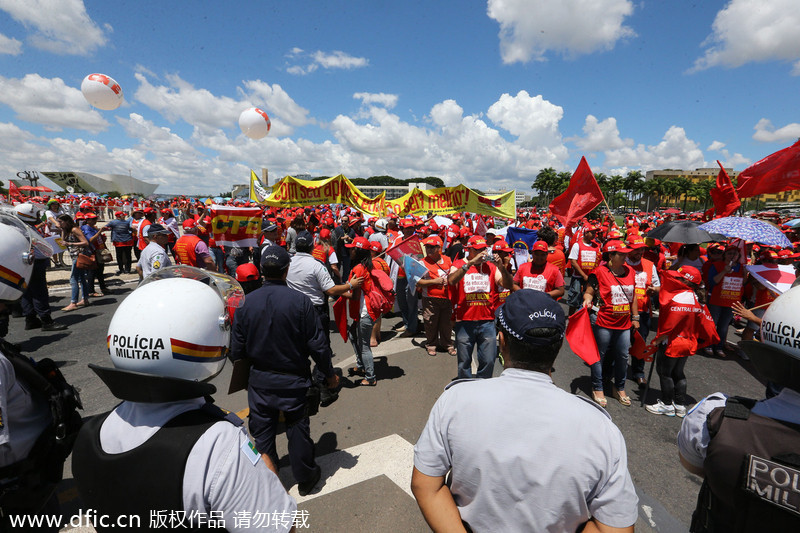 Teachers protest against World Cup