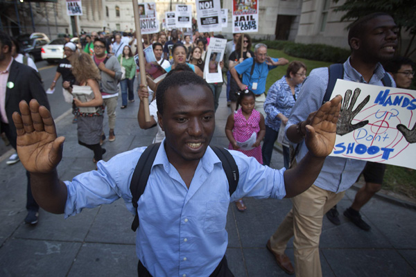 Missouri governor lifts Ferguson curfew