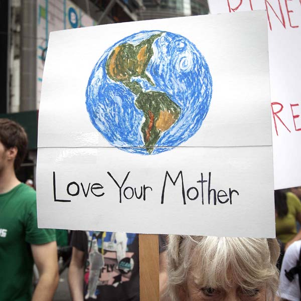 Tens of thousands crowd New York streets for climate march