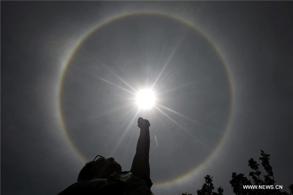 Solar halo in Mexico City