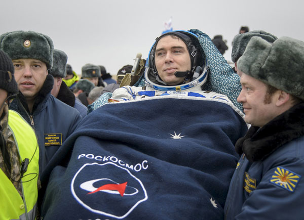 Space station crew back on Earth after record US spaceflight