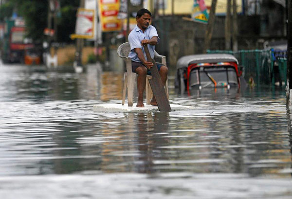 Int'l aid pours into Sri Lanka following massive floods, landslides