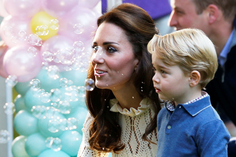 Happy hour for prince and princess in Canada