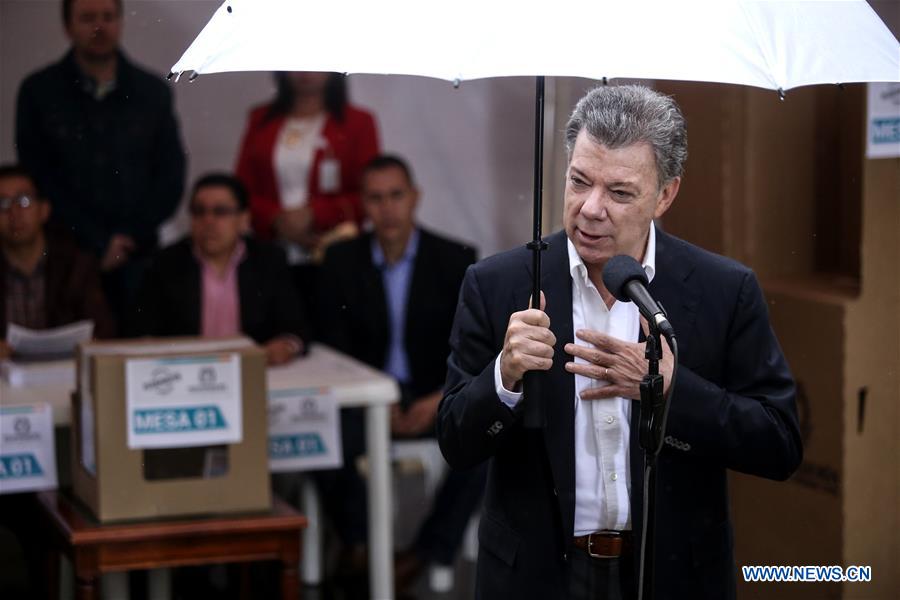 Colombian people vote No to peace deal with FARC in razor-thin result